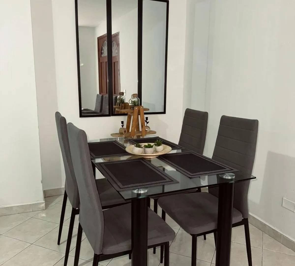 아파트 Apartamento Sector Laureles-Estadio 3 Habitaciones Hasta 6 Personas 메딜린